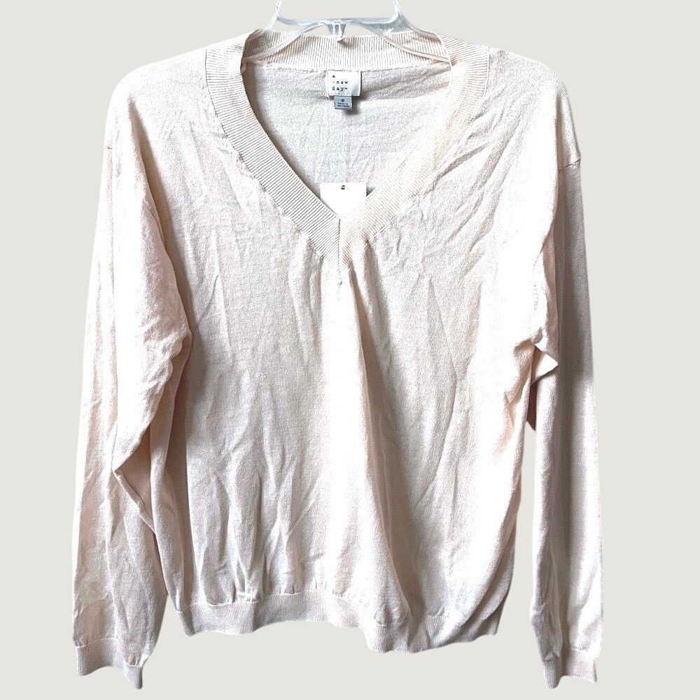 A New Day Long Sleeve V Neck Pullover Sweater Womens Small Cream NWT Minimalist